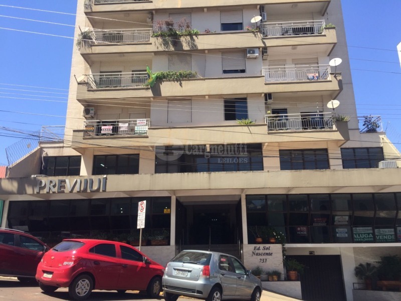 Apartamento com 2 Dormitórios, 1 Suíte, Terraço e 1 Vaga de Estacionamento no Subsolo em Ijuí - Rio Grande do Sul