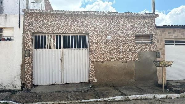 Imagem do leilão Leilão de Casa com 2 Quartos e Sala em Santa Cruz Do Capibaribe - Pernambuco
