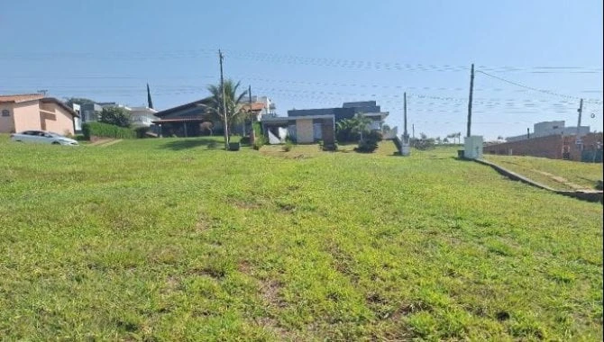 Imagem do leilão Leilão de Terreno no Loteamento Ninho Verde Gleba II com 450m² em Pardinho - São Paulo