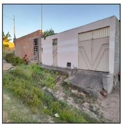 Casa com 2 Quartos e 1 Vaga em Itu em Iacu - Bahia