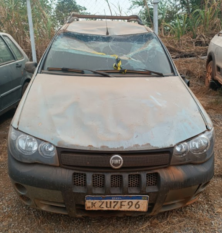Fiat Palio Wk Adven Flex 2006/2007 com Cor Cinza em Cuiabá - Mato Grosso