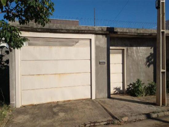 Casa com 94,69m² de Área Construída e 250,00m² de Terreno em Barreiras - Bahia