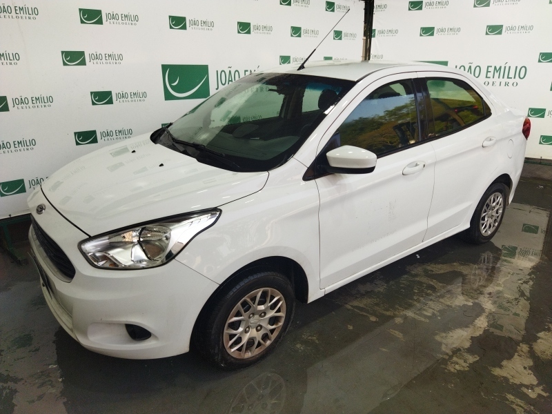 Ford Ka SE 1.5 Sedan em null