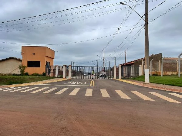Imagem do leilão Venda Direta de Casa no Condomínio Residencial Jardim Helena com Área Privativa de 49,50m² em Tatui - São Paulo