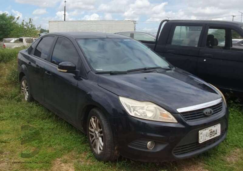 Ford Focus 2L FC Flex 2012/2013 na Cor Preta em null