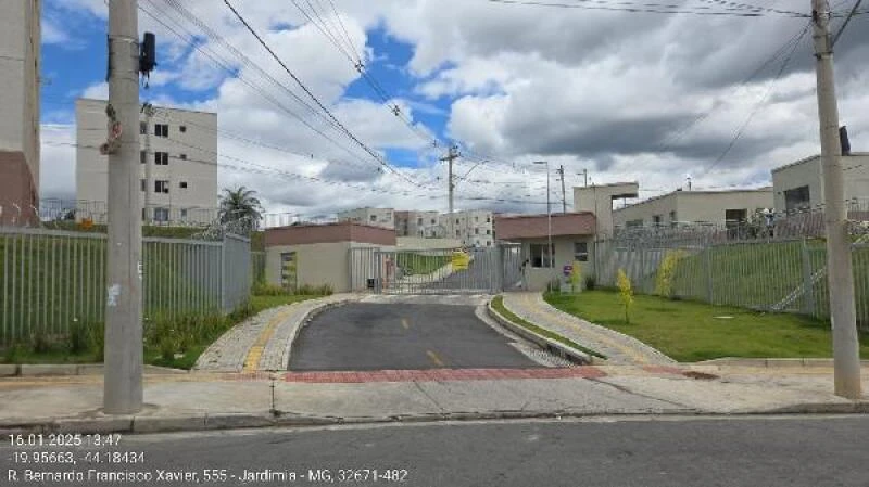 Imagem do leilão Leilão de Apartamento no Condomínio Residencial Conquista Bem Viver com 2 Quartos e 2 Vagas na Garagem em Betim - Minas Gerais