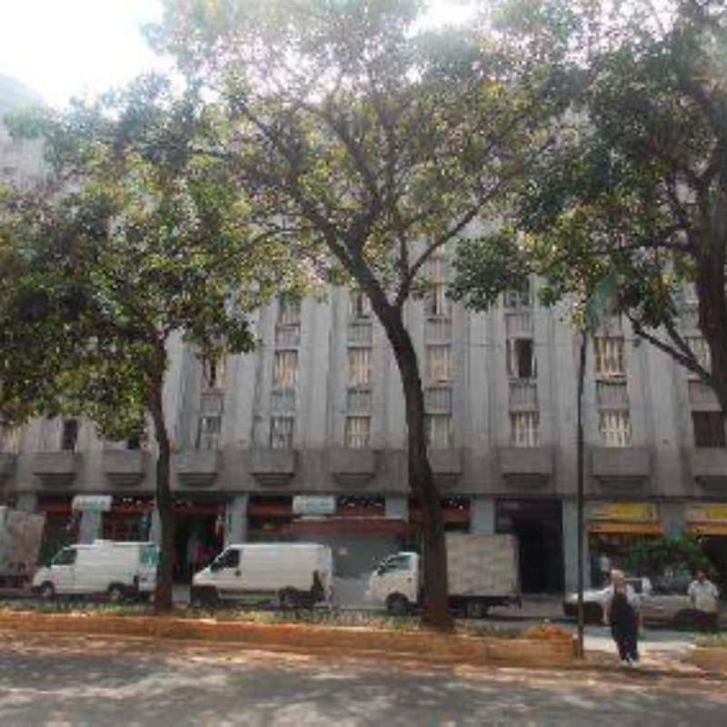 Apartamento no 3º Andar com Área de 60,52m² no Edifício J.MOREIRA em São Paulo