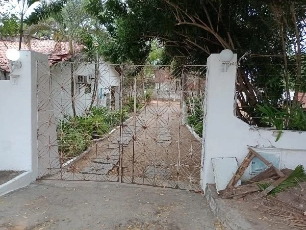 Imagem do leilão Leilão de Casa com 5 Quartos e Varanda na Praia da Lagoinha em Paraipaba - Ceará