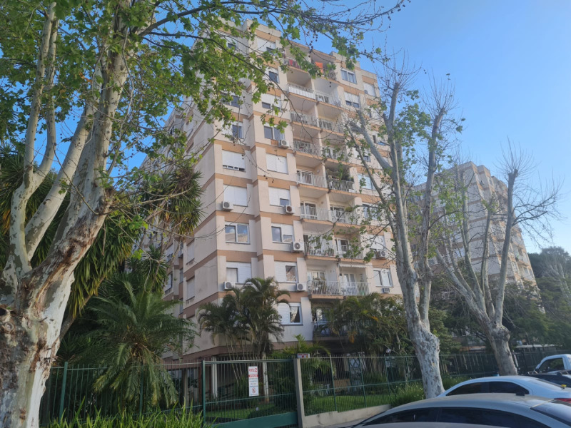 Apartamento 104 no Edifício Jangadeiro com Área Privativa de 83,49m² em Porto Alegre - Rio Grande do Sul