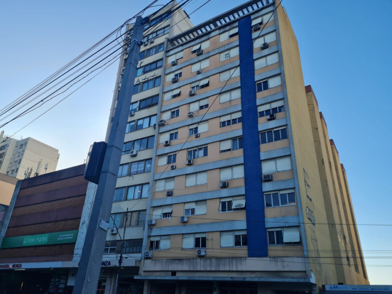 Apartamento no Edifício Britânia com 69,58m², 2 Quartos e 1 Vaga em Porto Alegre - Rio Grande do Sul