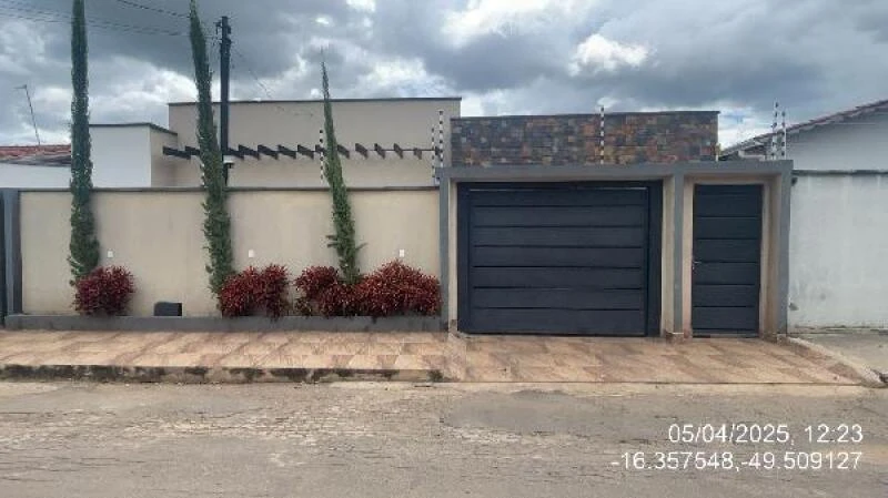 Imagem do leilão Leilão de Casa no Residencial Isabel Cristina com 3 Quartos e 2 Banheiros em Inhumas - Goiás
